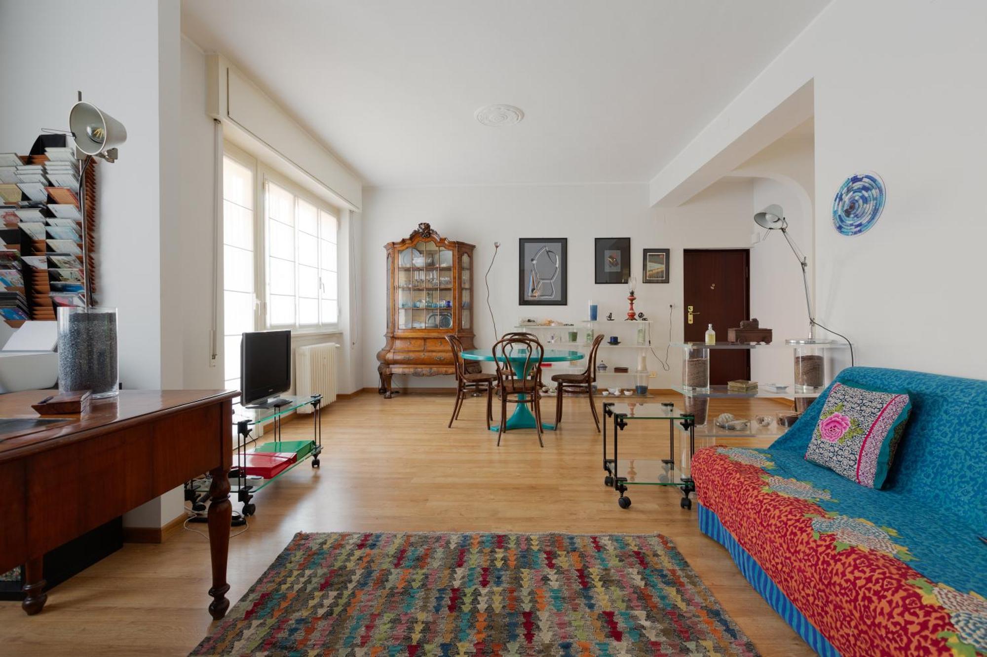 Milan-Linate Apartment With Balcony Exterior photo